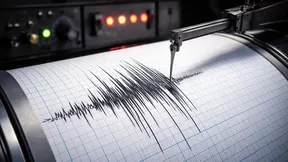 Son Dakika... Kolombiya'da 7,4 Büyüklüğünde Deprem: Tsunami Alarmı Verildi