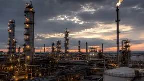 Rusya'da petrol krizi: Rafineriler peş peşe devre dışı kaldı