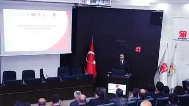 Adana'da KOBİ'lere dijitalleşme fırsatları anlatıldı