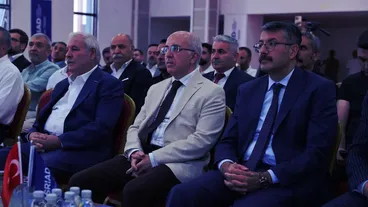 ASRİAD'ın "Doğu Anadolu Yatırım Fırsatları Buluşması" Hakkari'de düzenlendi