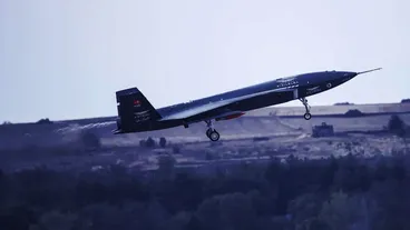 Bayraktar KIZILELMA'nın ilk kez mühimmatlı uçuşu paylaşıldı