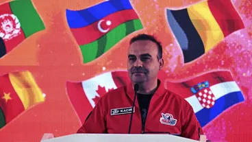 Sanayi ve Teknoloji Bakanı Kacır, TEKNOFEST İstanbul'da AA'nın canlı yayınına katıldı: