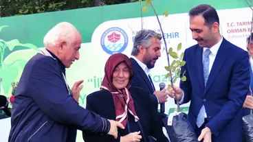 Trabzon'da üreticilere ücretsiz 5 bin 300 meyve fidanı dağıtıldı