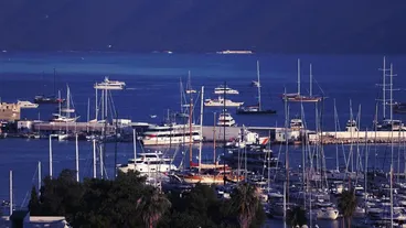 Yat yoğunluğu yaşanan Bodrum koylarıyla ilgili düzenleme yapılması önerisi