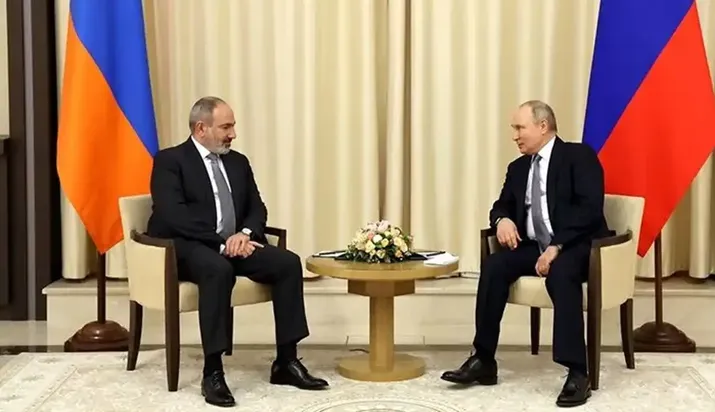 Putin'den Paşinyan'a örtülü AB uyarısı: Kararınızı en kısa sürede verin