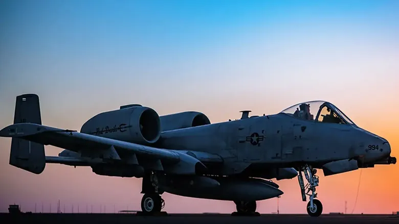 İran Bir ABD Uçağını ve İki Helikopterini Düşürdü