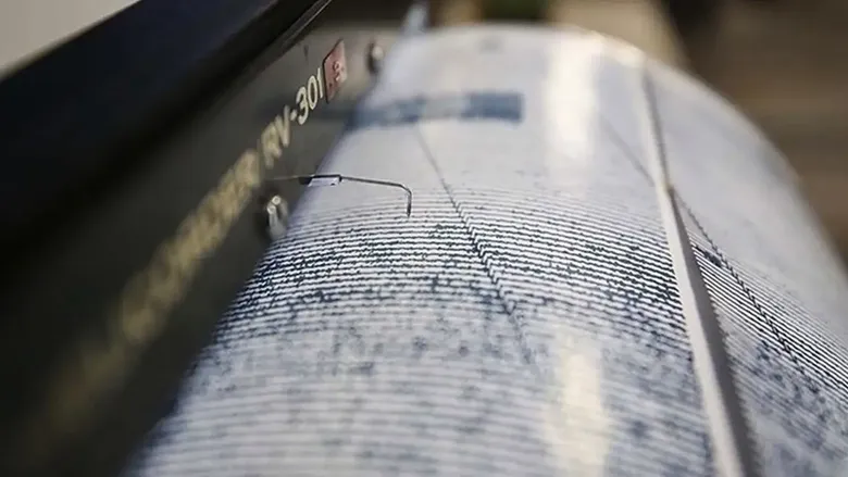 Yunanistan'da 5,3 ve 4,3 Büyüklüğünde İki Deprem