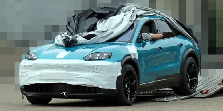 1.139 Beygir Yetmedi: Porsche'nin Yeni Cayenne Prototipi Görüntülendi