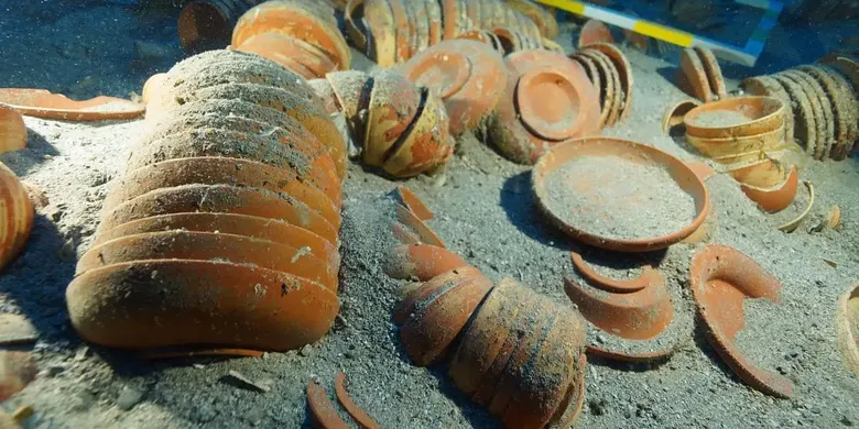 2 Bin 100 Yıllık Sofra Takımları Denizden Çıktı: Onları Bugüne Ulaştıran Yöntem Şaşırttı