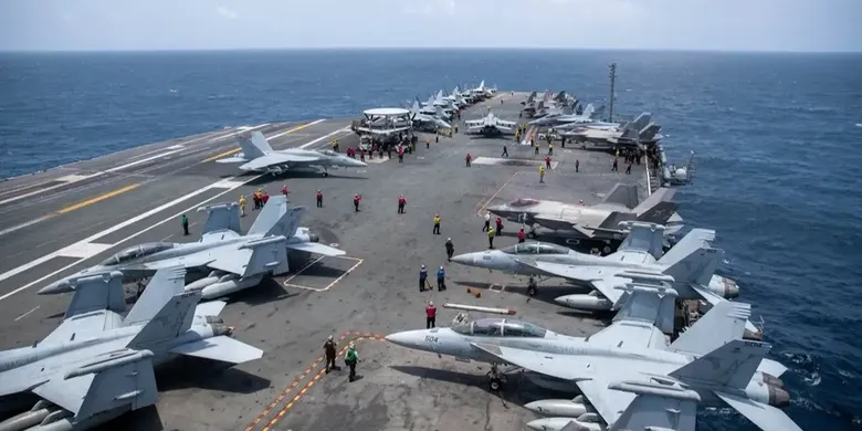ABD, USS George Washington uçak gemisini Orta Doğu'ya gönderdi