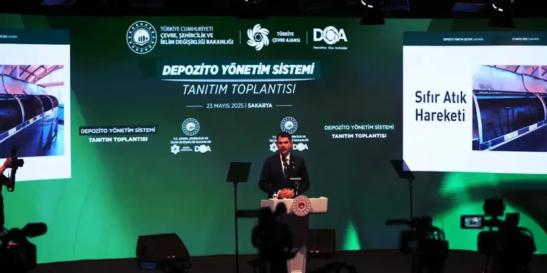 Bakan Kurum, Sakarya'da "Depozito İade Sistemi Tanıtım Toplantısı"nda konuştu: Bakan Kurum, Sakarya'da "Depozito İade Sistemi Tanıtım Toplantısı"nda konuştu: