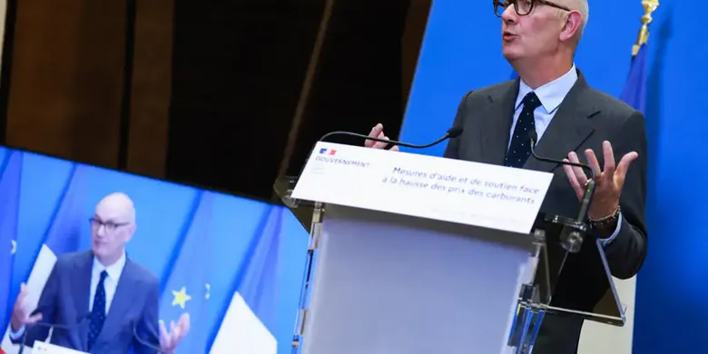 Carburants : Face à L’Inquiétude des Français, L’Aide aux Grands Rouleurs Prolongée et Élargie