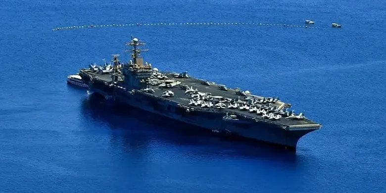 CENTCOM Komutanı Cooper: USS Abraham Lincoln'ün durumu iyi