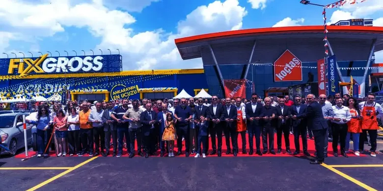 Koçtaş ve Fixgross, Ankara Eryaman'da hizmete açıldı