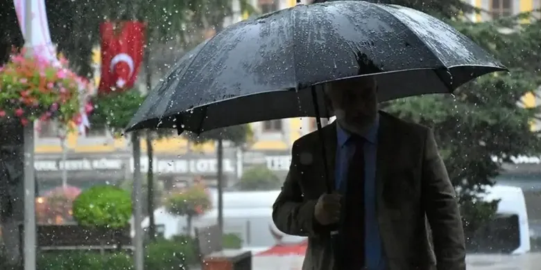 Meteoroloji Duyurdu: Sağanak Birçok Kentte Etkisini Gösterecek