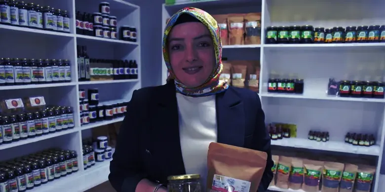 Ordu'da kooperatif çatısı altında üretim yapan kadınların hikayesi kayıt altına alındı Ordu'da kooperatif çatısı altında üretim yapan kadınların hikayesi kayıt altına alındı