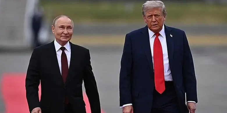 Putin'den Trump'a 90 dakikalık telefon