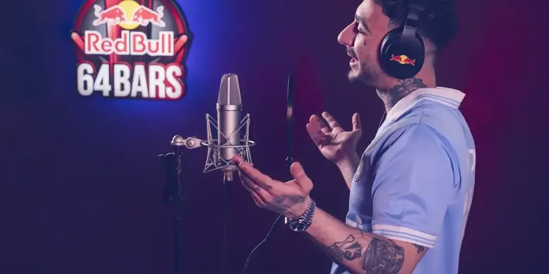 Red Bull 64 Bars, yeni sezonuna Uzi ile başladı Red Bull 64 Bars, yeni sezonuna Uzi ile başladı