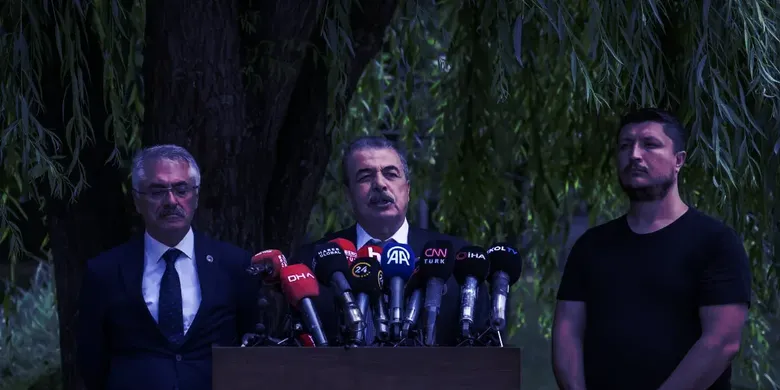 Sendikalardan, 8. Dönem Toplu Sözleşme Görüşmelerine ilişkin açıklama: