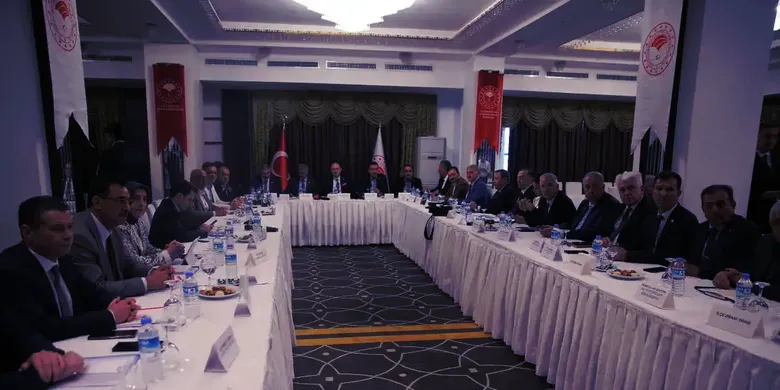 TBMM Zirai Don Olayını Araştırma Komisyonu, Niğde'de istişare toplantısına katıldı TBMM Zirai Don Olayını Araştırma Komisyonu, Niğde'de istişare toplantısına katıldı