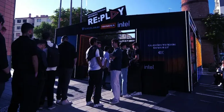 Teknosa'nın RE:PLAY turnuvası Eskişehir'de düzenlendi