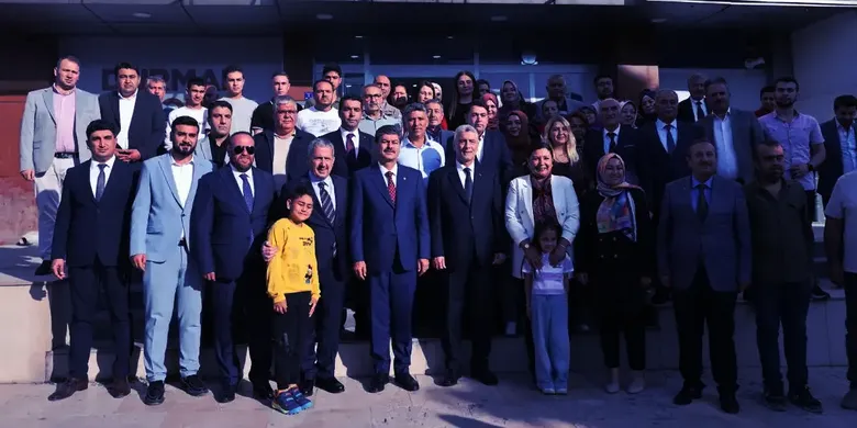 Ticaret Bakanı Bolat, Kırşehir'de ziyaretlerde bulundu