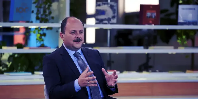 Ziraat Katılım Genel Müdürü Metin Özdemir, AA Finans Masası'na konuk oldu: (1)