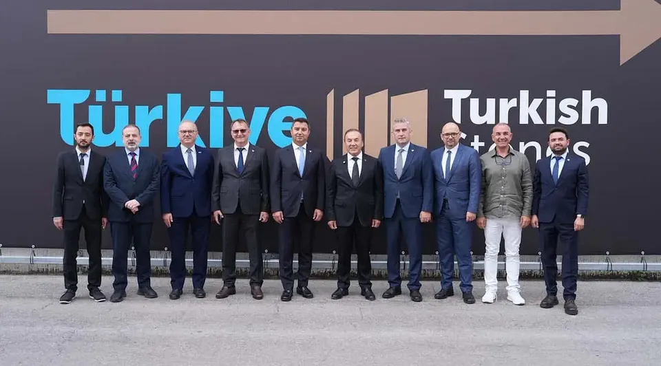 Madencilere AB Vizesi İçin  Destek ‘Marmomac’tan Geldi