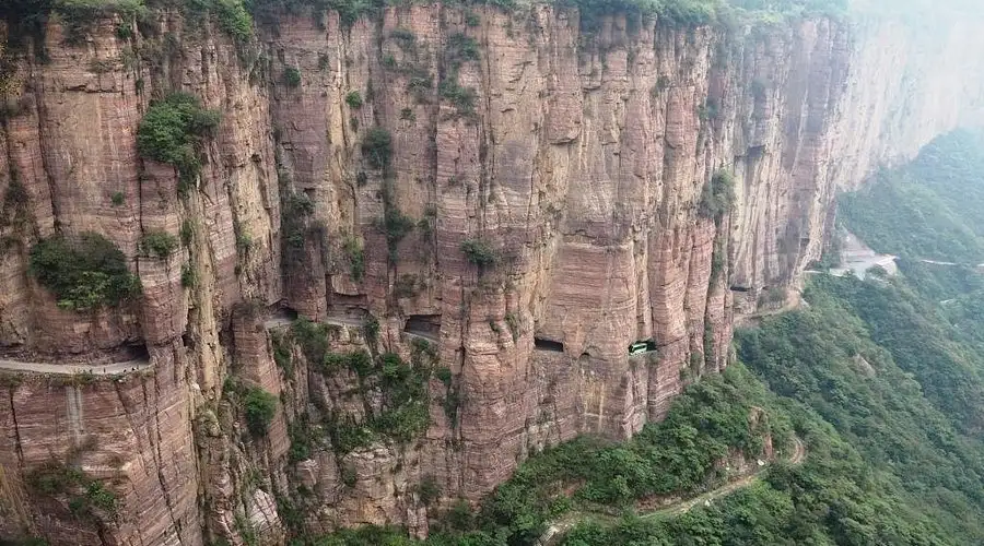 Dünyanın En Tehlikeli Yolu, Buradan Geçmek Cesaret İster