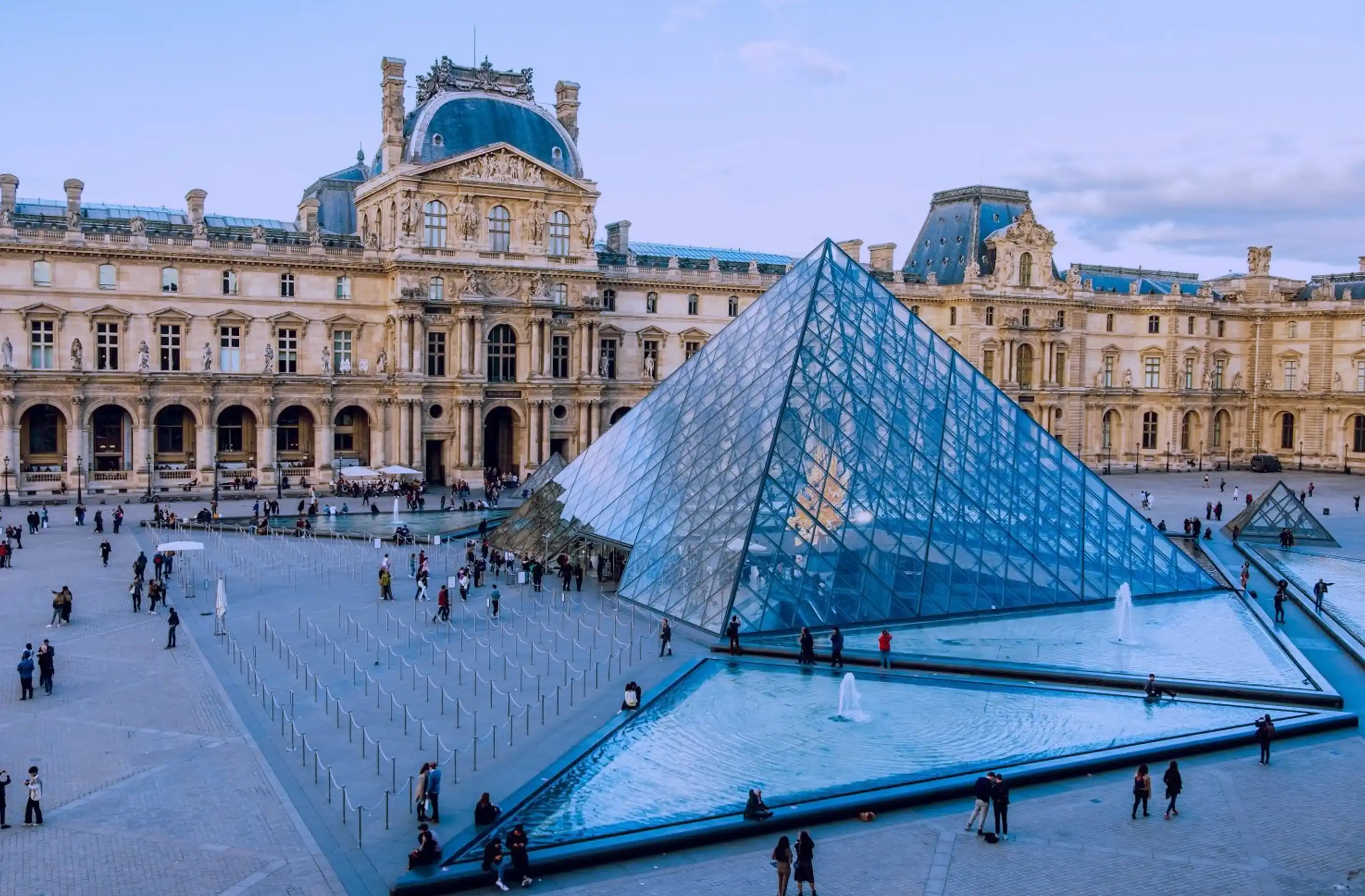 Louvre Müzesi Ziyareti İçin İpuçları ve Bilgiler