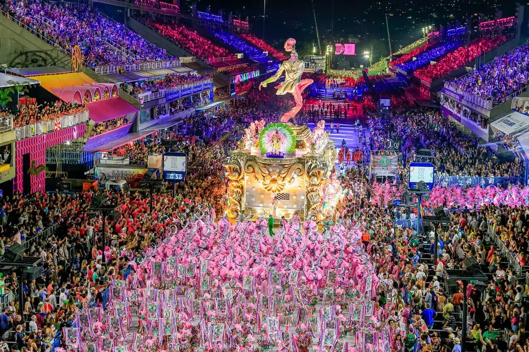 Rio Karnavalı Sambayla Başladı