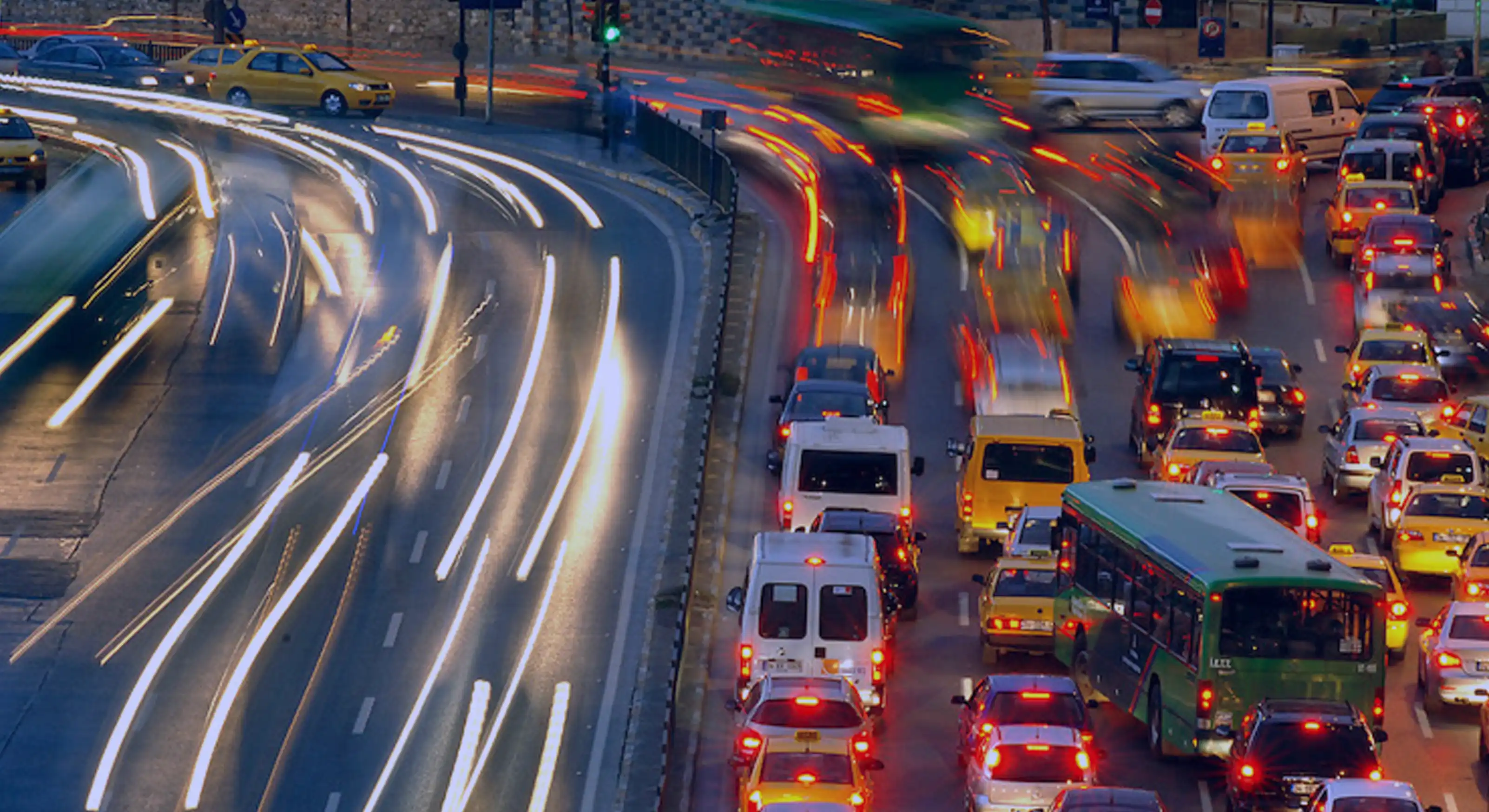 Trafiğe Kayıtlı Araç Sayısında Düşüş: Son Bir Yılın En Düşük Seviyesi